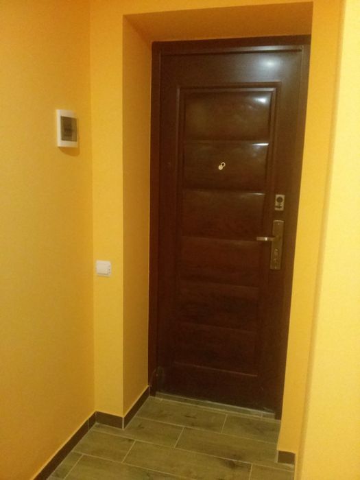 Продам 2-кімнатну квартиру з автономним опаленням (Щебзавод)