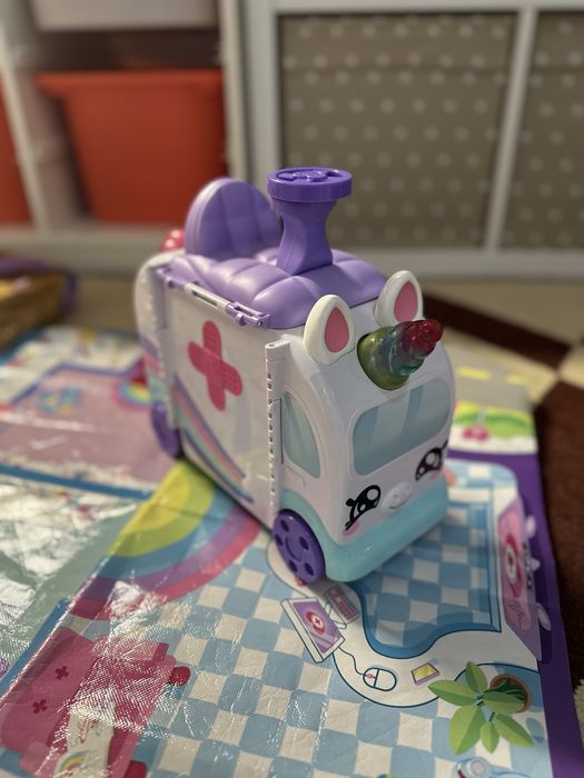 Машинка Kindi Kids Скорая помощь для кукол