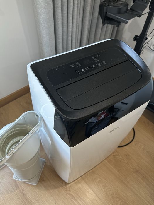 Ar Condicionado Portátil Daitsu - Quente/Frio