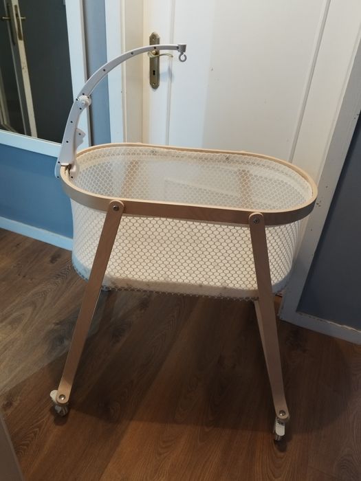 Berço com rodas IKEA como novo