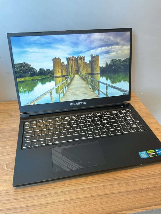 Gigabyte G5 KF i5-12500H/16GB/512 RTX4060