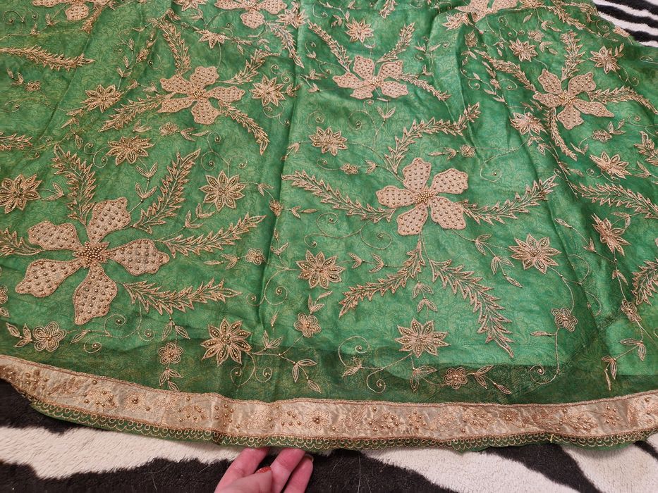 Вишита спідниця сценічна