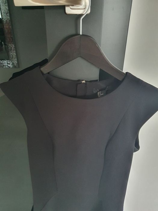 Trapezowa sukienka H&M 36 S mala czarna