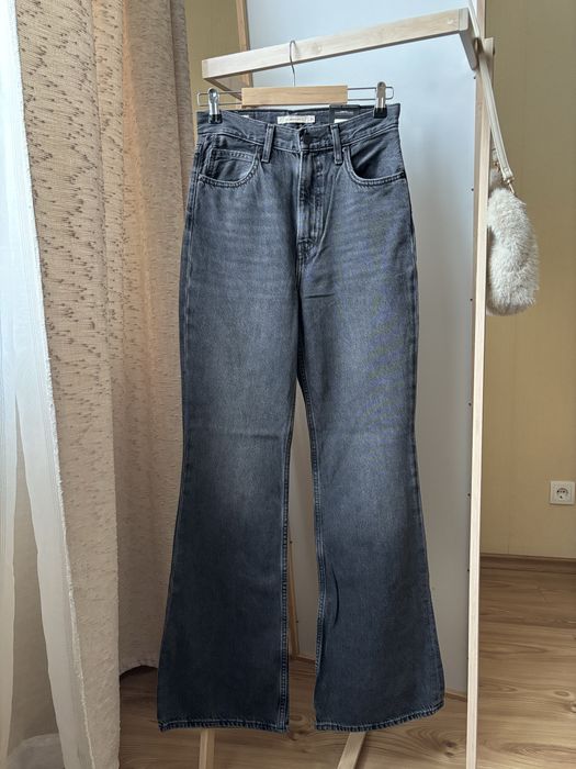 Джинси жіночі  levi’s flare нові