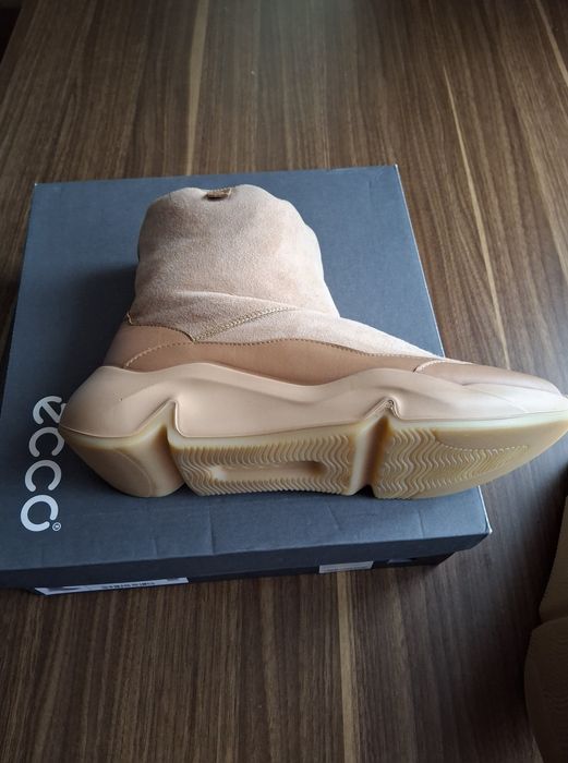 Нові чоботи ECCO, р.40