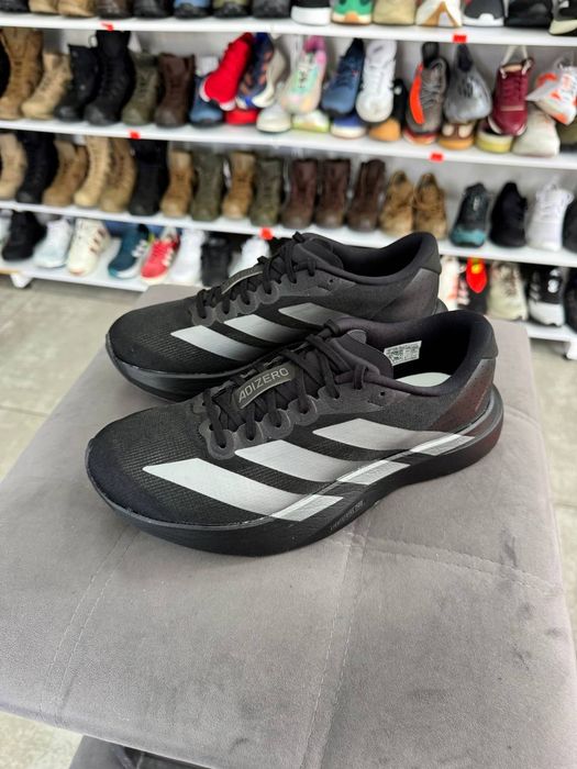 ОРИГІНАЛ 100% Кросівки Adidas Adizero Evo SL JP7147 41