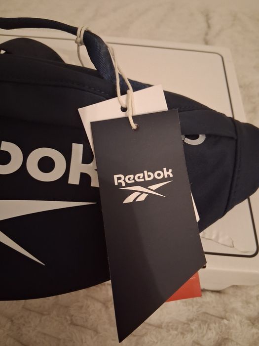 Saszetka nerka Reebok nowa niebieska 55zł