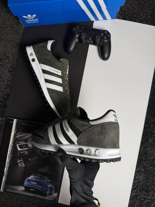 Кросівки сітка чоловічі Adidas LA Trainer Dark Khaki White 41-45р