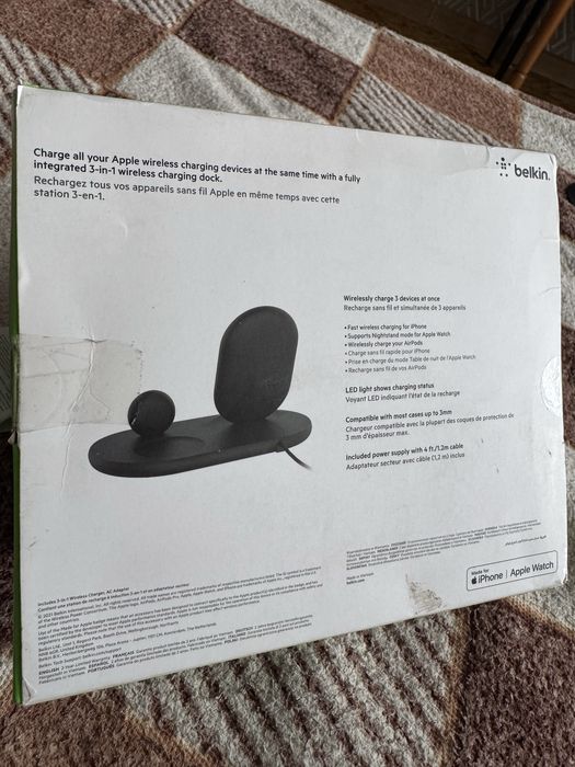 Зарядна станція Belkin