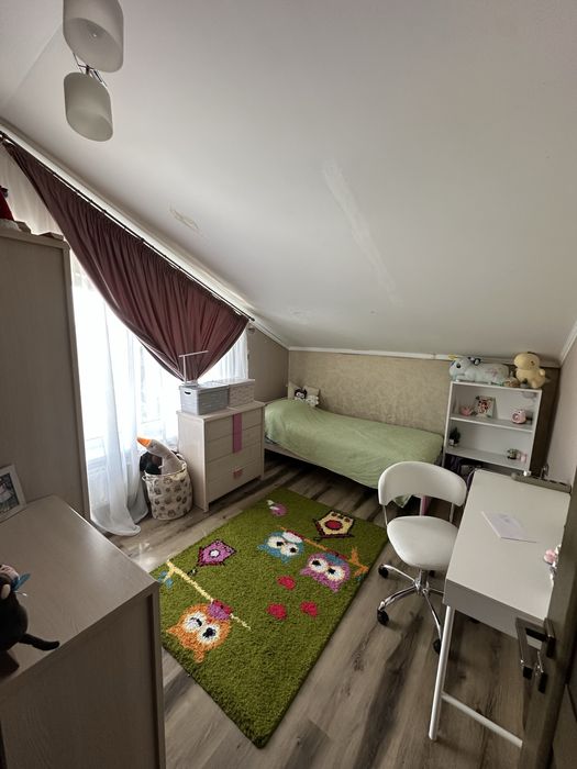 Продаж житлового будинка з комер. приміщенням (сауна ,басейн, більярд)