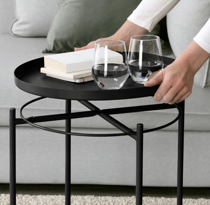 2 Mesas  de apoio pretas - URGENTE!