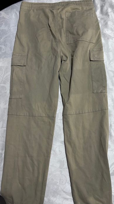 Calça cargo muito bom estado