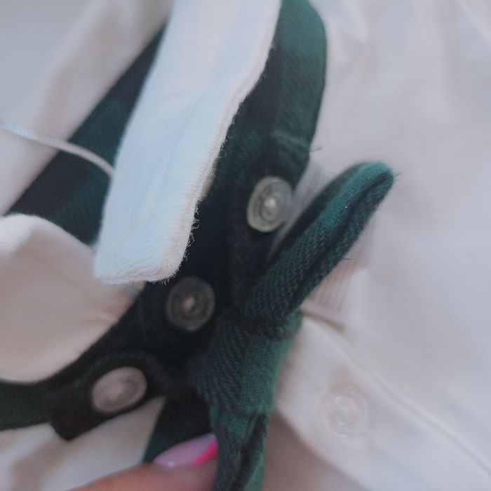 Bawełniane body niemowlęce r80 z muchą