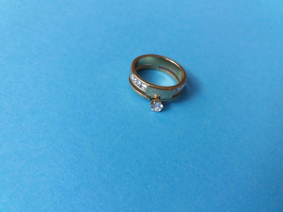 pierścionek cyrkoniowy rozmiar 7