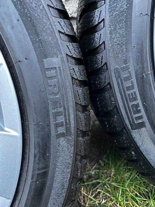 Koła Alufelgi 17" Vw Golf 8 5x112 Et 46 zima 205/50/17 stan igła