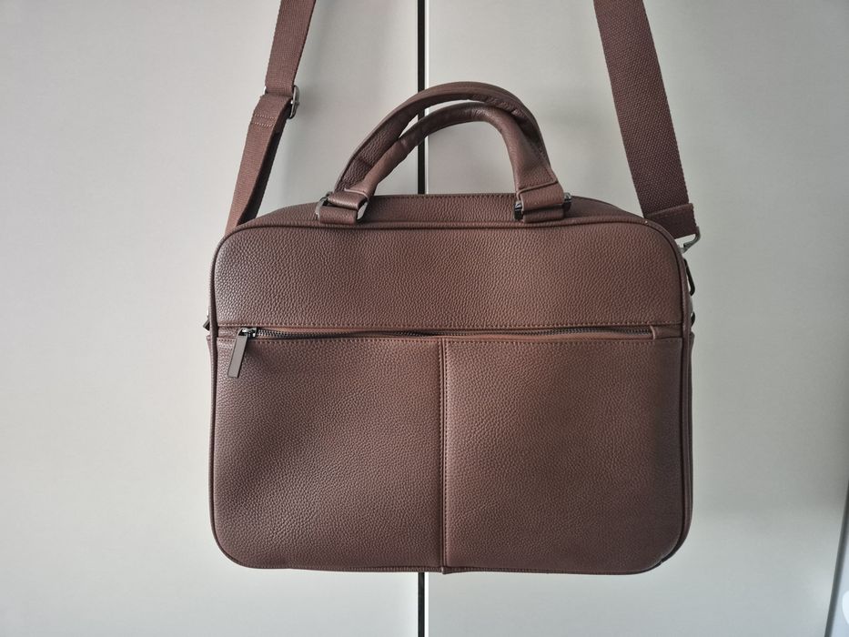 Torba aktówka z miejscem na laptopa  Reserved