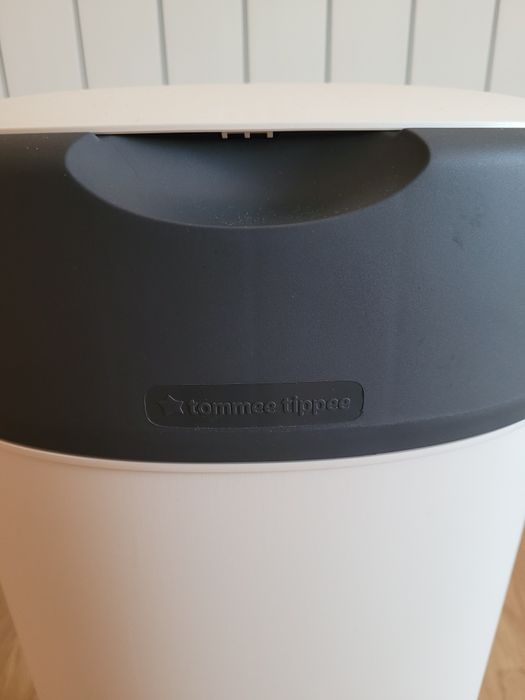 Contentor para fraldas novo