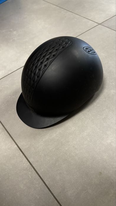 Toczek ochronny do jazdy konnej