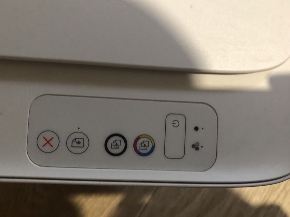 Принтер HP Deskjet 2320