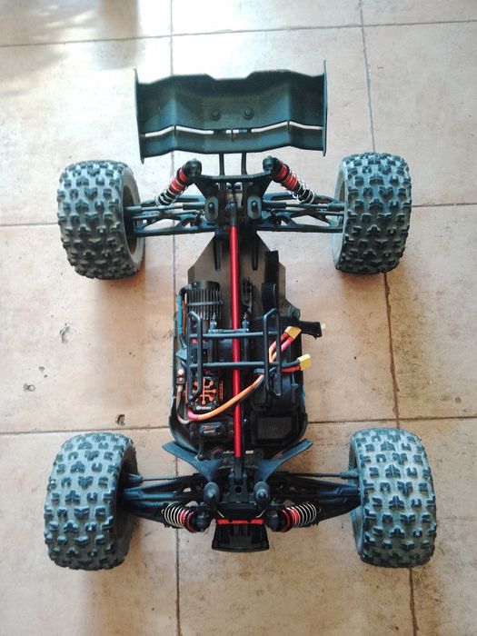 Arrma Kraton BLX 6s