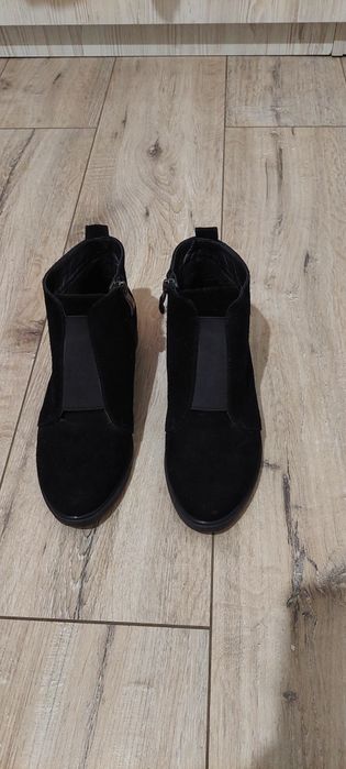 Продам ботиночки, в отличном состоянии