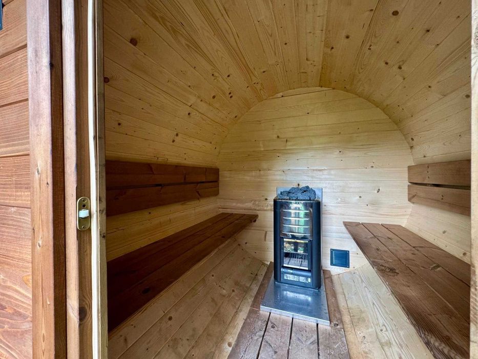 Drewniany domek  /sauna/balia