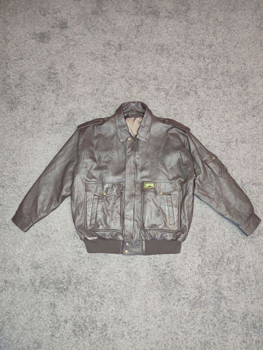 Чоловіча шкіряна куртка-авіатор (пілот)