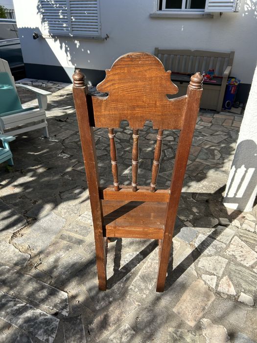 6 Cadeiras em madeira