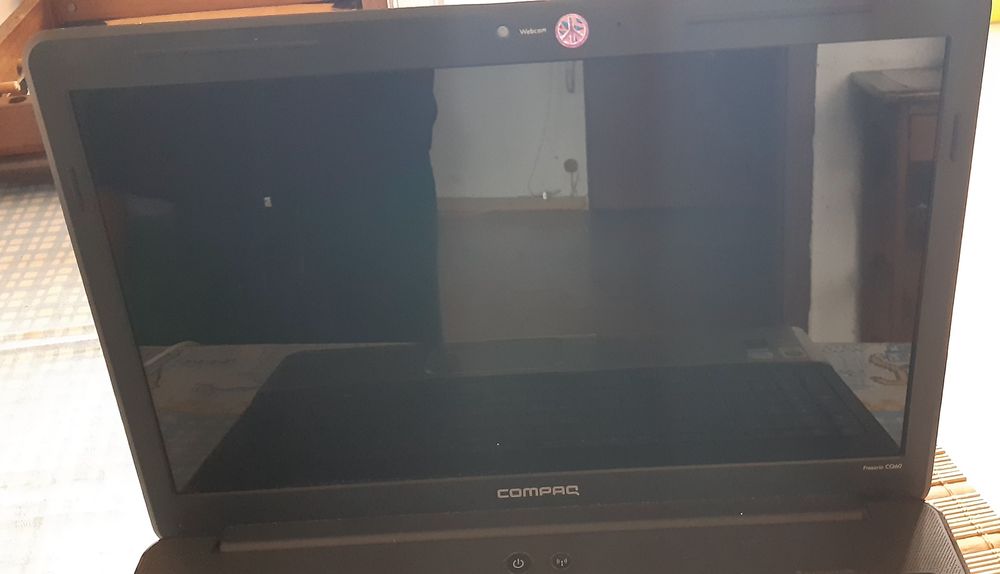 Portátil Compaq (Modelo Antigo)