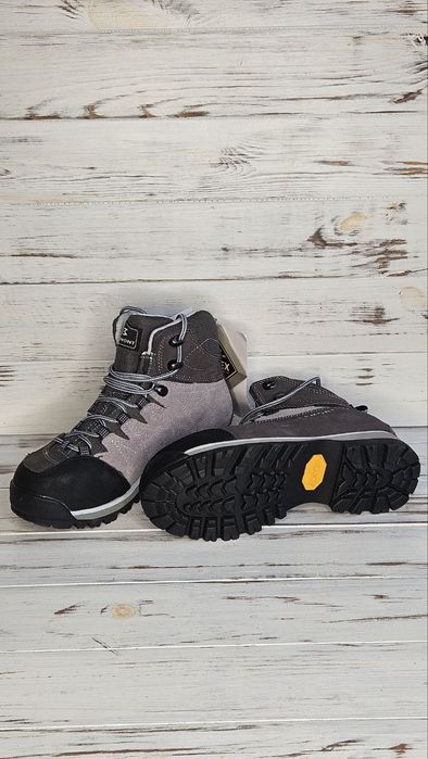 Трекінгові черевики жіночі Garmont 22см