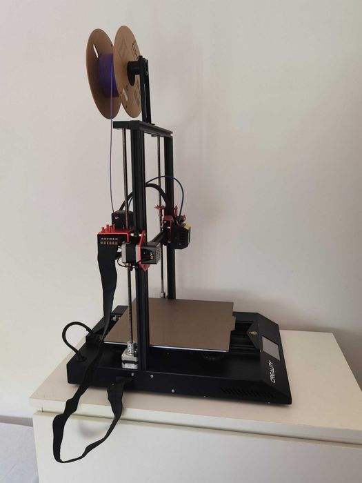 CR-10s PRO V2 - Impressora 3D com upgrades (Bondtech, placa texturizada, hotend all‑metal)