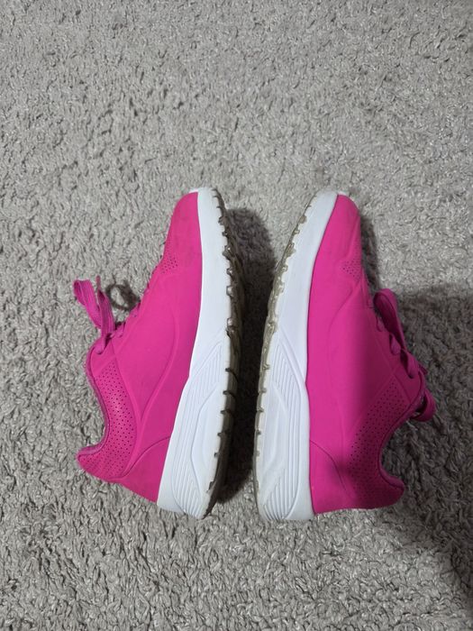 skechers кросівки