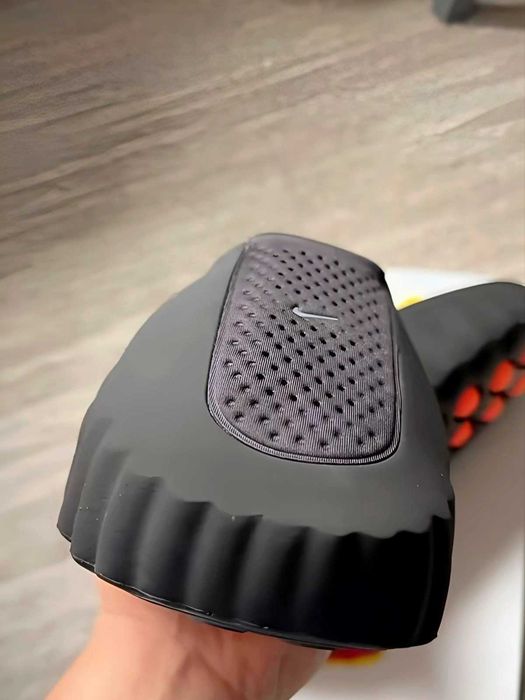 Nike Mind 001 Triple Black R.44