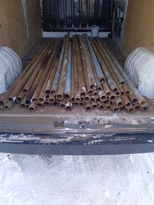 Труби  металеві.