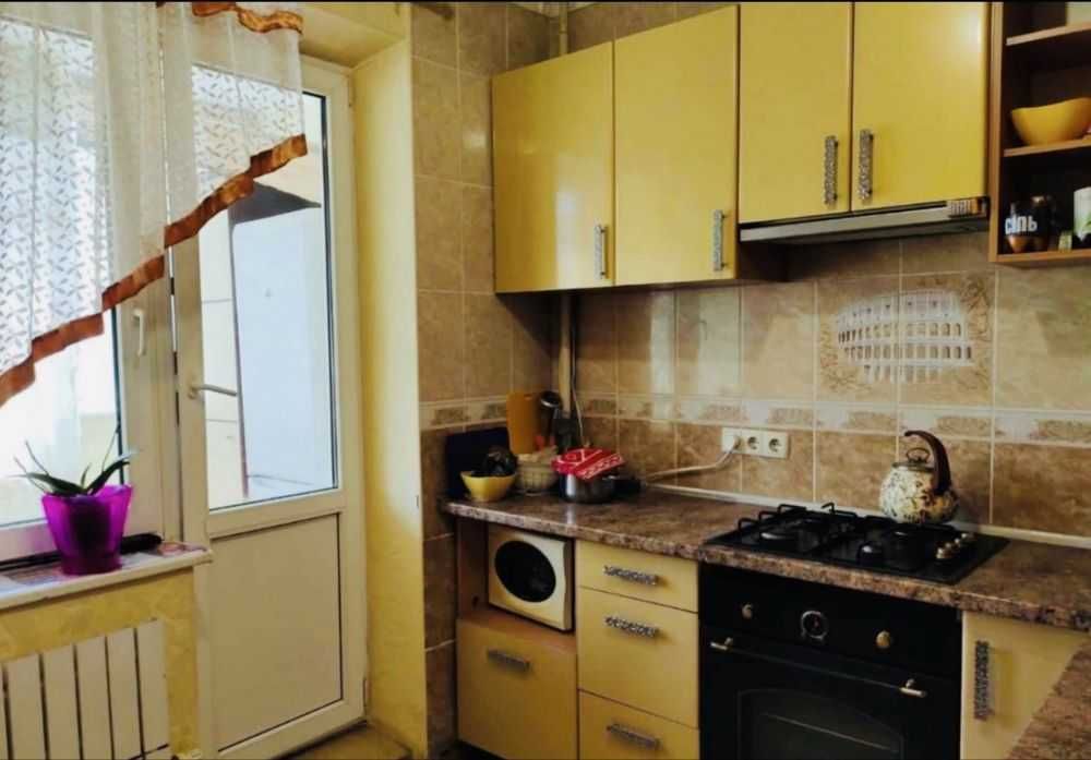 Продається 1 к квартира на Мобілі Пісочин