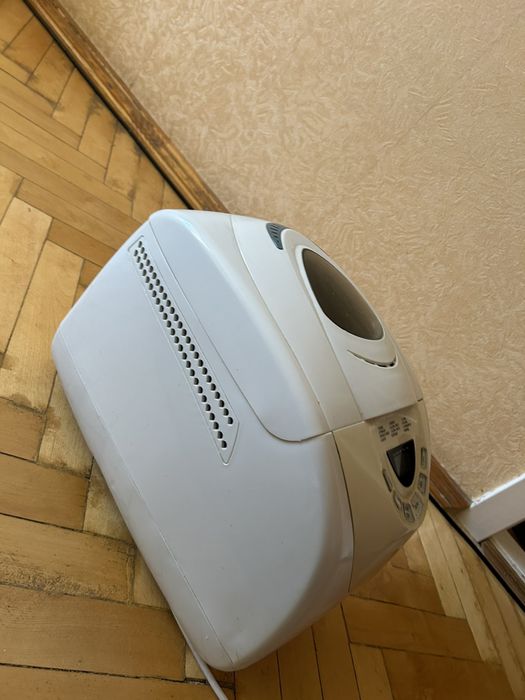 Продам Хлібопічку Binatone