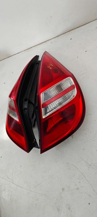 HYUNDAI I30 HATCHBACK 2007 ROK Lewa i Prawa Lampa lewy i prawy tył