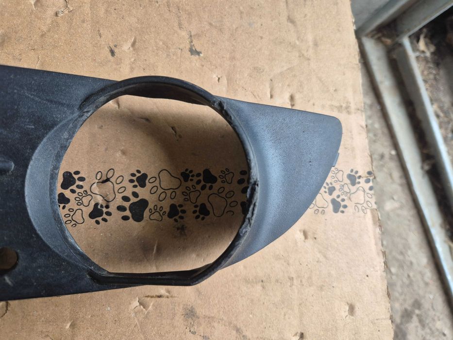 Kratka zderzaka przód przedniego halogenu prawa BMW E60 E61