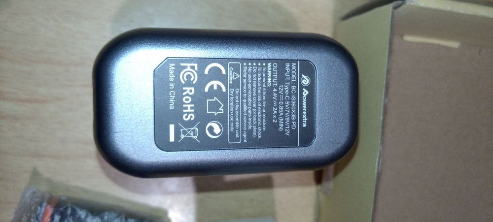 Зарядка Powerextra  і два акумулятори для камери Insta360 X3 IS360X3B