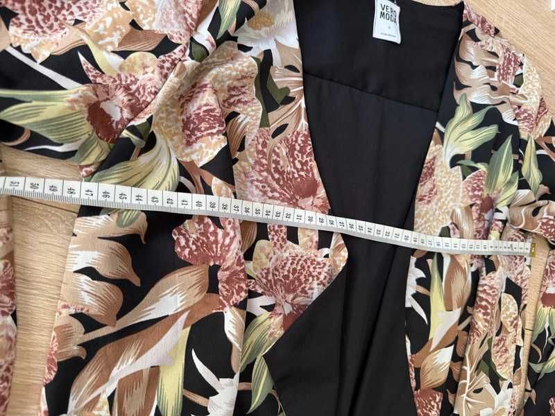 Kwiatowa narzutka Vero Moda, rozmiar S