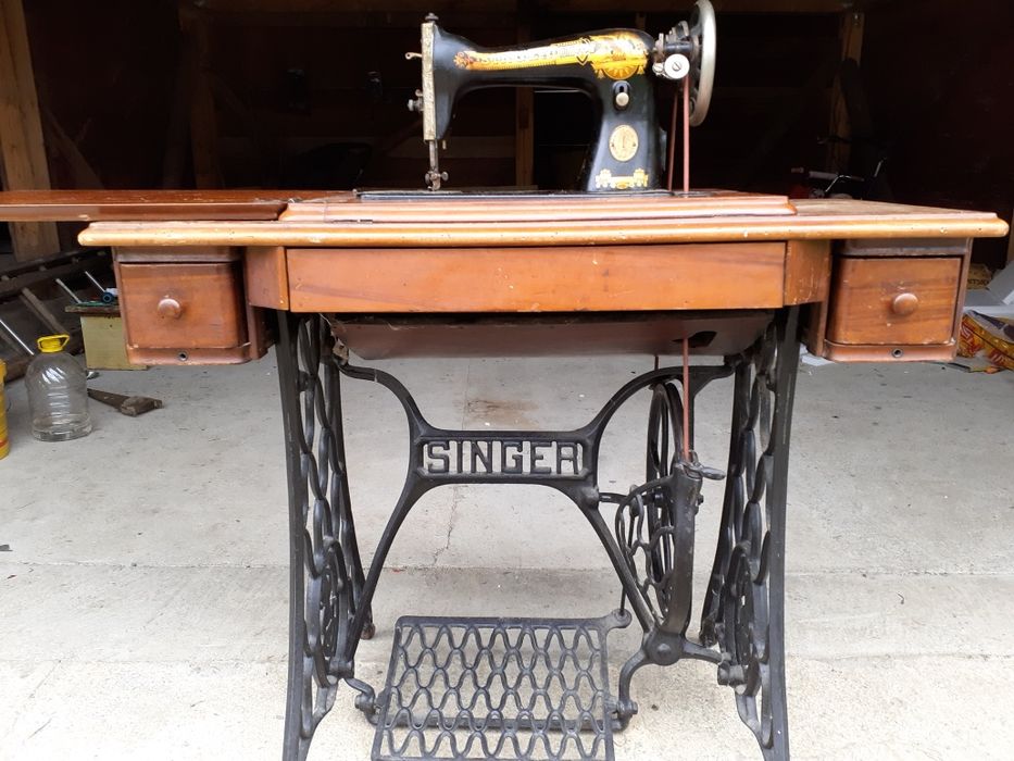 Швейна машинка зінгер