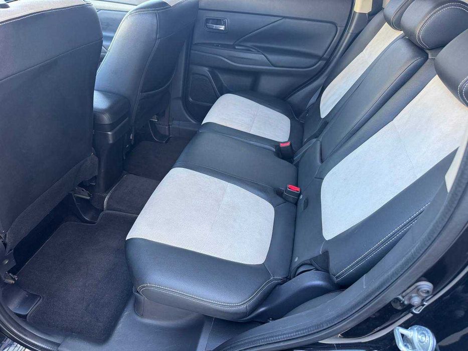 Mitsubishi Outlander 2017 Офіціал