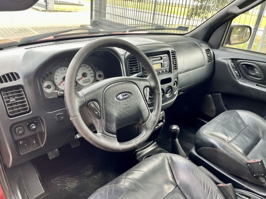 Продам Форд Маверік 2002 року 4×4 двигун 2.0 газ-бензин