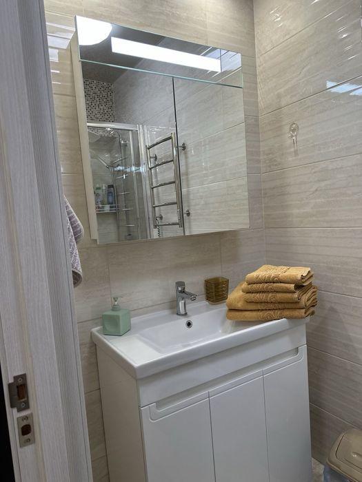 Здам  1-кімнатну квартиру подобово! СЛОВ'ЯНСЬК, АРЕНДА. Центр міста!