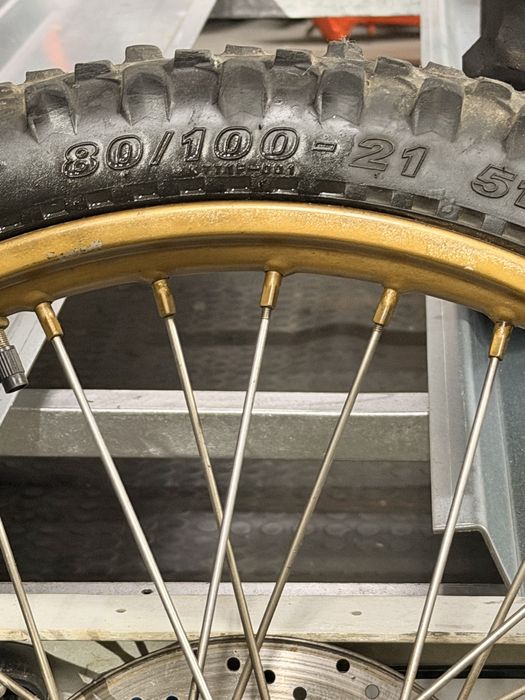Rodas de monte para mota 21 e 17 com pneus e discos