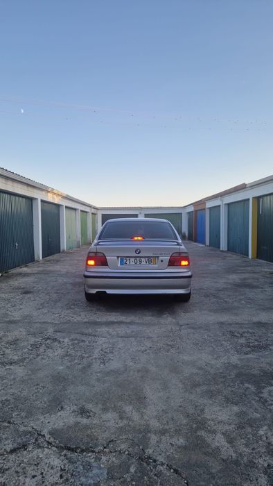 Bmw 530d em excelente condição foto 2