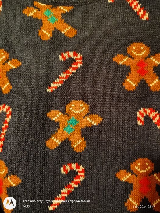 Świąteczny sweter Reserved S