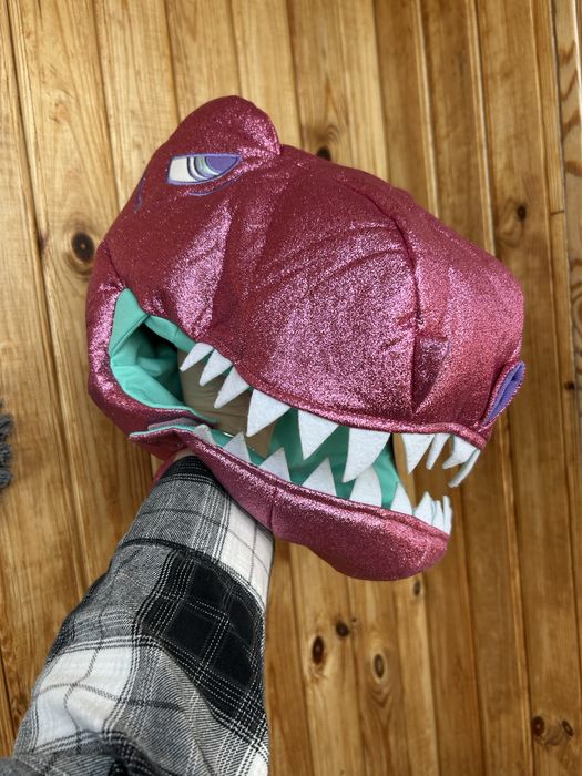 Шапка іграшка динозавр з блискітками рожевий динозавр universal jurassic park