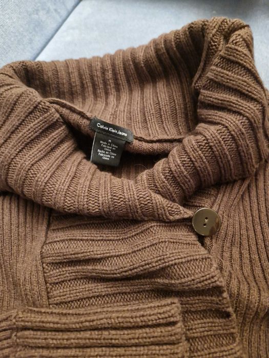 Sweter Calvin Klein brązowy roz M