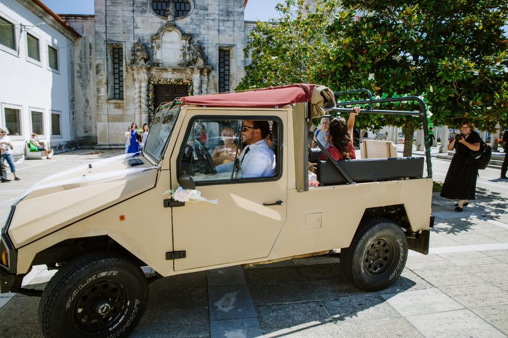 Aluguer de jeep UMM para eventos,casamentos, cerimónias, Filmagens.